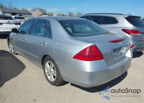 2006 Honda Accord 2.4 Se z USA, uszkodzony, nr VIN 1HGCM56326A169389